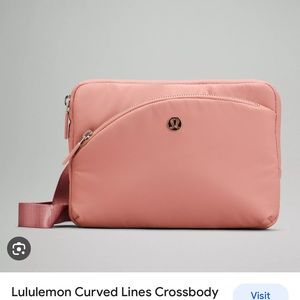 NWT lululemon curves lines crossbody-pink pastel